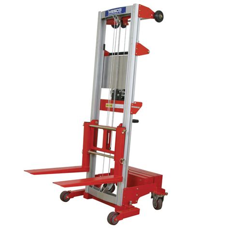 Wesco Industrial Products 400 Lb Counter Balance Hand Winch Lift With