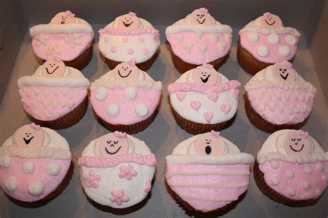 Pictures of baby shower cupcakes. Kake: Baby Girl Shower Cupcakes