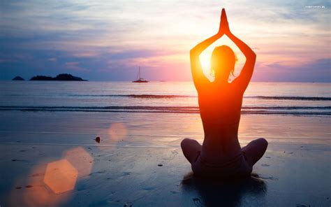 Joga Yoga 007 Kobieta Morze Plaza Zachod Slonca Tapety Na Pulpit