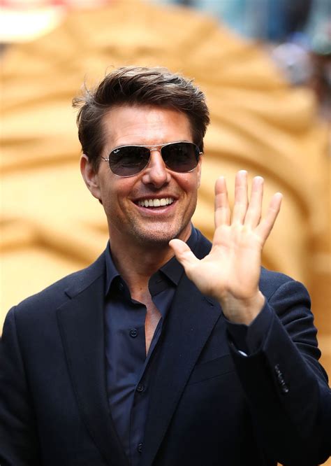 Tom Cruise Wallpapers Download Mobcup