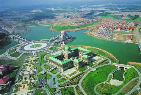 Our success in developing several prominent and large scale projects putrajaya perdana berhad was incorporated in 1998 and is involved in the development and concessions businesses. 'KOMPLEKS JABATAN PERDANA MENTERI' KINI DIKENALI SEBAGAI ...