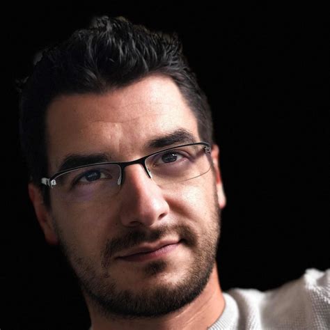 No matter whether you are in bielefeld for business or pleasusure we are the perfect starting point for your business and leisure plans. Christoph Fischer - Software Engineer & Projectmanagement ...