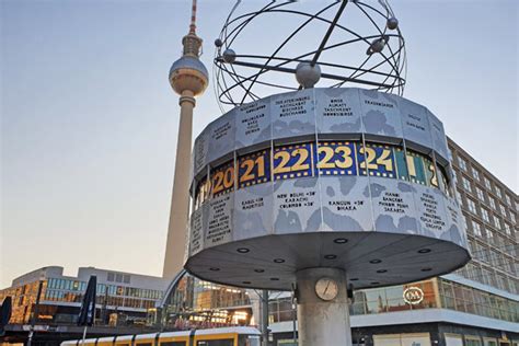 One of our bestsellers in berlin! Tour Berlino comunista e il Muro - la Guerra Fredda ...