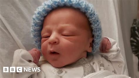 Crook Woman Stunned By Unexpected Baby Arrival Bbc News