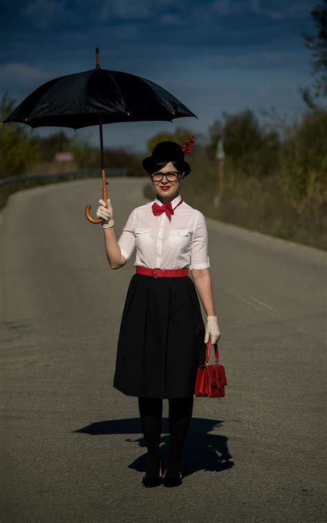 Check spelling or type a new query. Miss Green has a new home: Easy DIY Halloween Costume - Mary Poppins