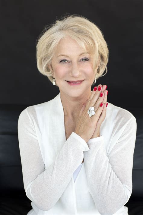 Make the hairstyle younger and sparkling. helen mirren-Classic, classy beauty | Professional ...