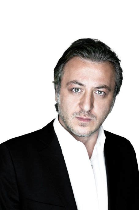 Futbolarena'nın konuğu ünlü oyuncu barış falay. Who is Baris Falay dating? Baris Falay girlfriend, wife
