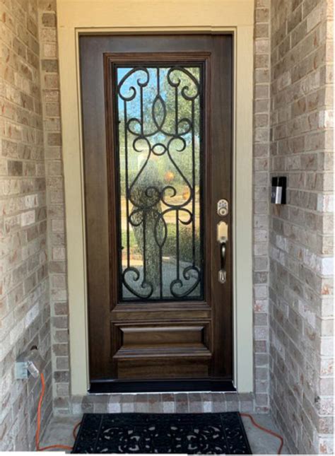The southern painting family includes a carefully chosen group of qualified trade contractors, all of whom are bonded and insured. Custom Wood Doors Houston TX - Southern Front Door