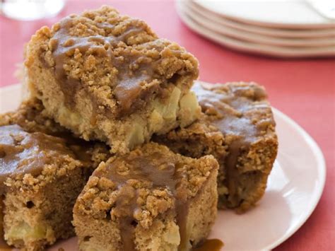 How To Make Apple Coffee Cake With Crumble Topping And Brown Sugar Glaze