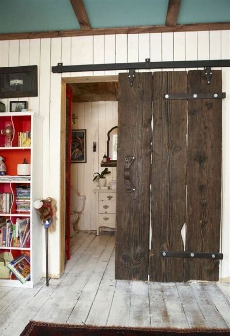 Stauraum hat man sowieso nie genug. Gleittüren selber bauen - DIY Schiebetüren im Landhausstil ...