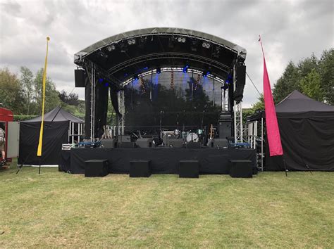 Outdoor Covered Stage Hire For Oxford Oxfordshire Reading Berkshire