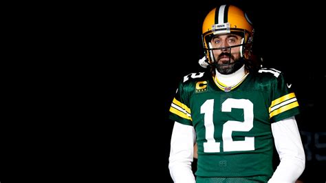 Aaron Rodgers Speaks Publicly For First Time Following Darkness Retreat