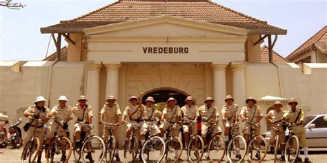 Ditambah sumber pasokan serat yang sangat bagus buat memperlancar pencernaan kelinci sehingga kelinci tumbuh dengan sehat. Museum Yang Paling Bagus dan Terkenal di Jogja - Sewa ...