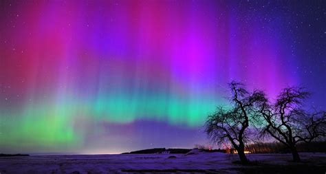 Pink Aurora Borealis A View Of Aurora Borealis Astronomy And Nature