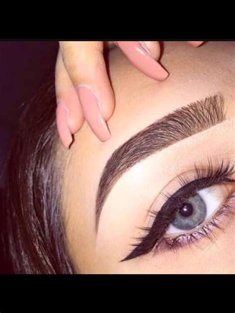 Pin By Halie Hopkins On Eyebrows 2016 Makeup Trends Makeup Trends