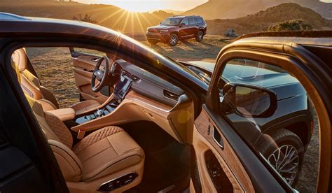 Step Inside The Surprisingly Luxurious Interior Of The New Jeep Grand