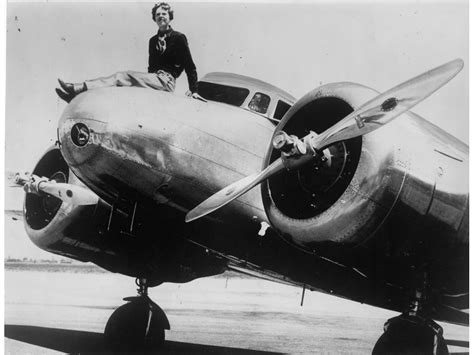 Amelia Earhart Becomes The First Woman To Fly Across The Atlantic Vancouver Sun