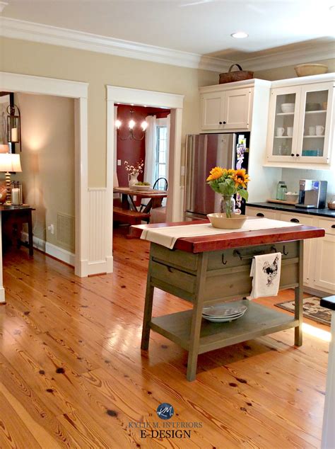 Flooring options for kitchens 6 photos. Pine wood flooring, farmhouse country style kitchen with ...