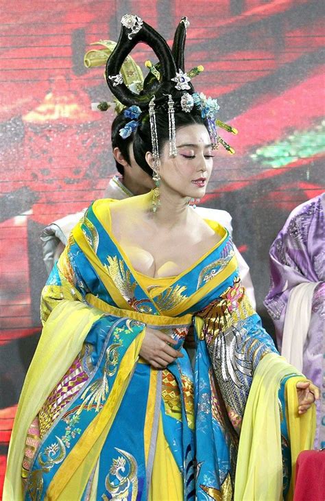The story of zhen huan; New historical drama "The Empress of China" held a press ...