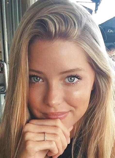Beautiful Blondes With Faces That Make Me Cum Pics
