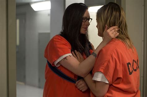 how oitnb finale wrapped up alex and piper s relationship review