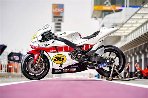 Yamaha Wgp 参赛六十周年纪念图案 Yzr M1世界性