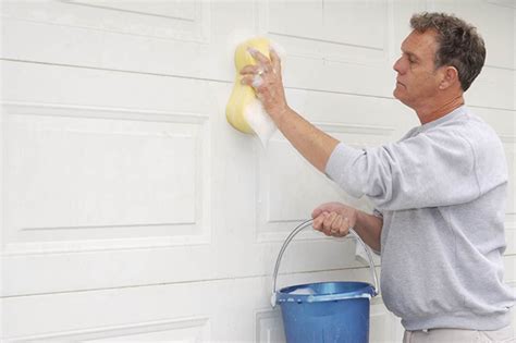 How To Clean Your Garage Door 24 Hour Service Macomb Mi
