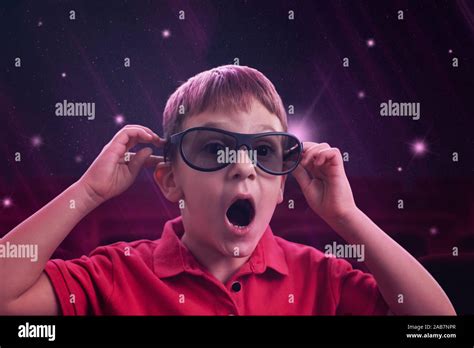 3d Glasses Hi Res Stock Photography And Images Alamy