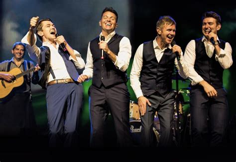 Watch Celtic Thunder Covers The Sound Of Silence In Spectacular