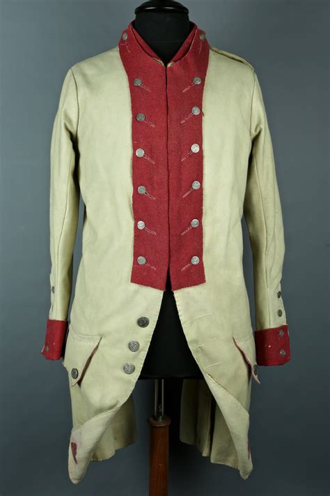 HABIT TROUPE D'INFANTERIE DE 1762/63 DU 33me REGIMENT