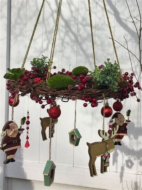 Our affordable bedroom sets are based on years of researching how people live and sleep at home, and are designed so everyone can achieve amazing, restorative sleep. fun-diy-wreath-chandelier-for-christmas | HomeMydesign