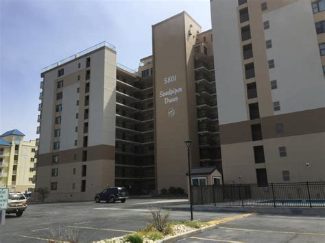Simply slide open your sliding door and take in the amazing views and warm ocean breezes. Ocean City apartment with 2 bedrooms | FlipKey