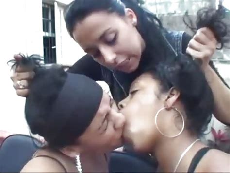 Sloppy Wet Kissing From Two Brazilian Girls Aided By A Third