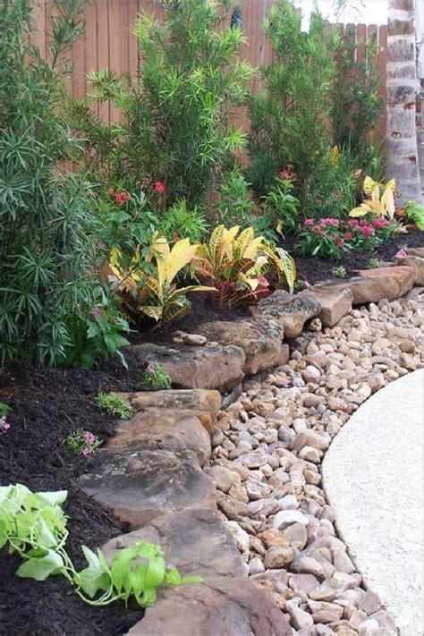 30 Gorgeous Low Maintenance Front Yard Ideas Page 4 Gardenholic