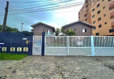 Casas em condomínio piscina à venda no Balneário Plataforma em