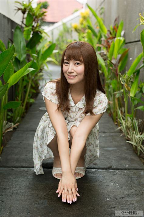 Minami Hatsukawa 《ladylike Cute Girl》 Graphis Gals Photobook V2ph