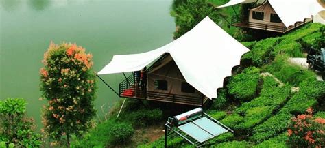 Patokannya setelah perkebunan rancabali adalah berada di sebelah. Glamping Lakeside Rancabali Ciwidey - Bandung