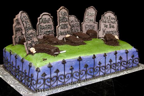 My Halloween Grave Yard Cake Halloween Cakes Diy Halloween