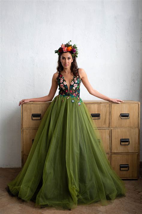Color Wedding Dress Non Traditional Wedding Dress Green Tulle Skirt