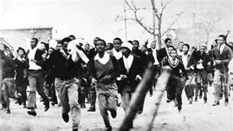 16 Juin 1976 Les émeutes De Soweto ébranlent Lapartheid
