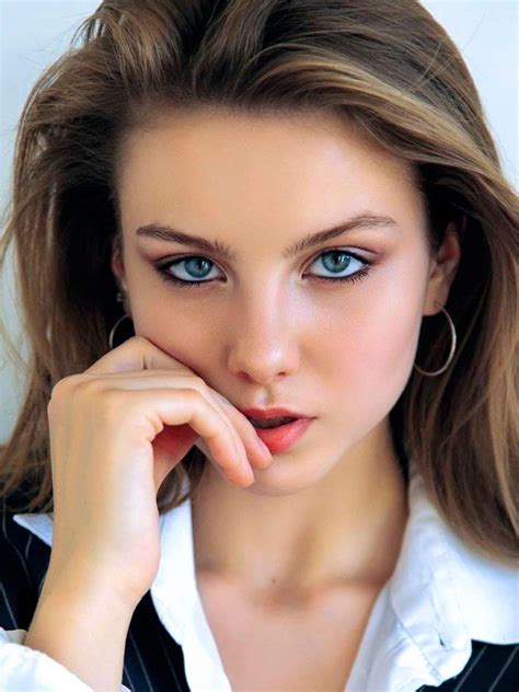 pin by cola42986 on so gorgeous list 24 in 2022 most beautiful eyes beautiful women