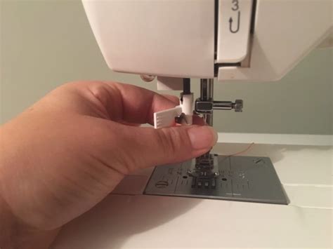 How To Change A Sewing Machine Needle Like A Pro