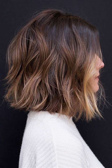 30 Choppy Bob Hairstyles For All Moods And Occasions In 2020 Wavy Bob