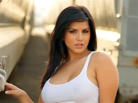 Sunny Leone Hd Wallpapers ~ Wall Pc