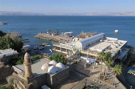 One of the four holy cities of judaism (jerusalem, hebron, tiberias, ẕefat safed). Israel: Tiberias