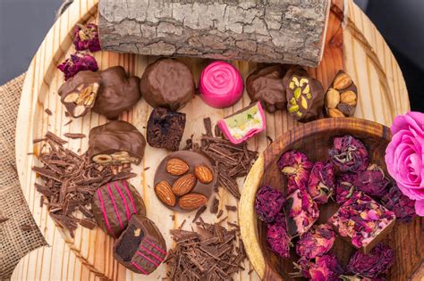With more than 2 million happy. Flower and Chocolate Delivery Melbourne - In Full Bloom