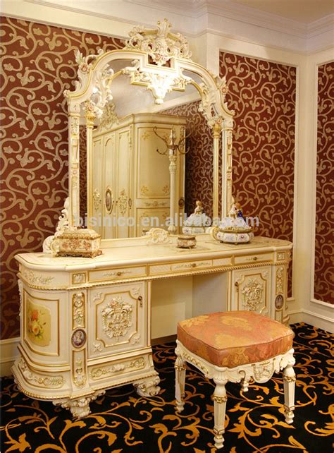 Baroque and rococo decor are popular styles, and bedrooms are one of the places in your home where these eras of design can shine. Luxury French Rococo Bedroom Furniture Dresser Table ...