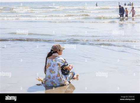 Karachi Hi Res Stock Photography And Images Alamy