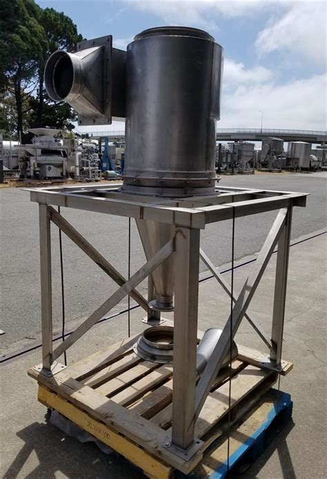 When connected to a vacuum source, the lid i'll be reviewing the following cyclone separators: Cyclone Separator - 366079 For Sale Used