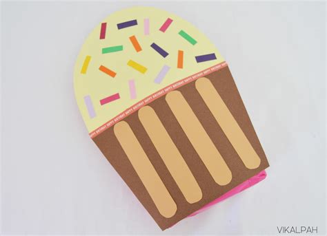 Gift wrapping ideas odd shapes. Vikalpah: Cup cake packing & gift wrapping idea for odd ...